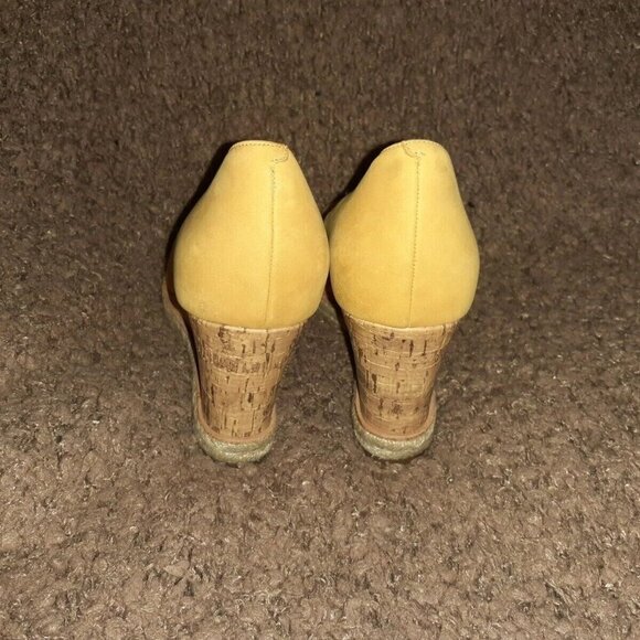 COLE HAAN-Yellow Nubuck Leather-Peep Toe-Cork Wedge-Espadrille-Sz 7-Excellent - Picture 5 of 7